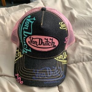 Pink von dutch hat